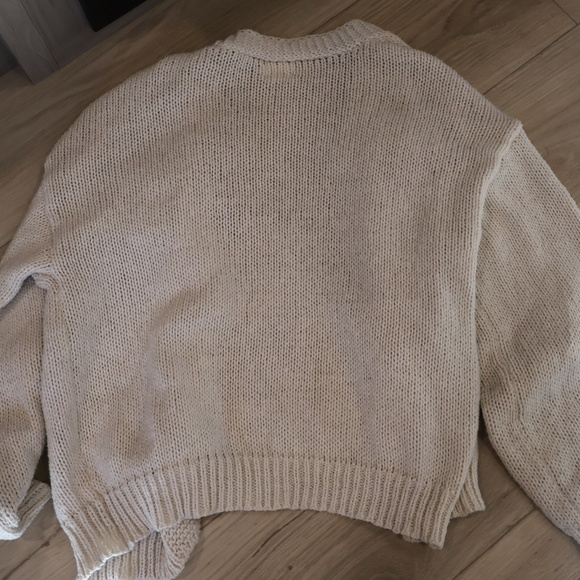 Cherry Knit Sweater - Picture 5 of 6